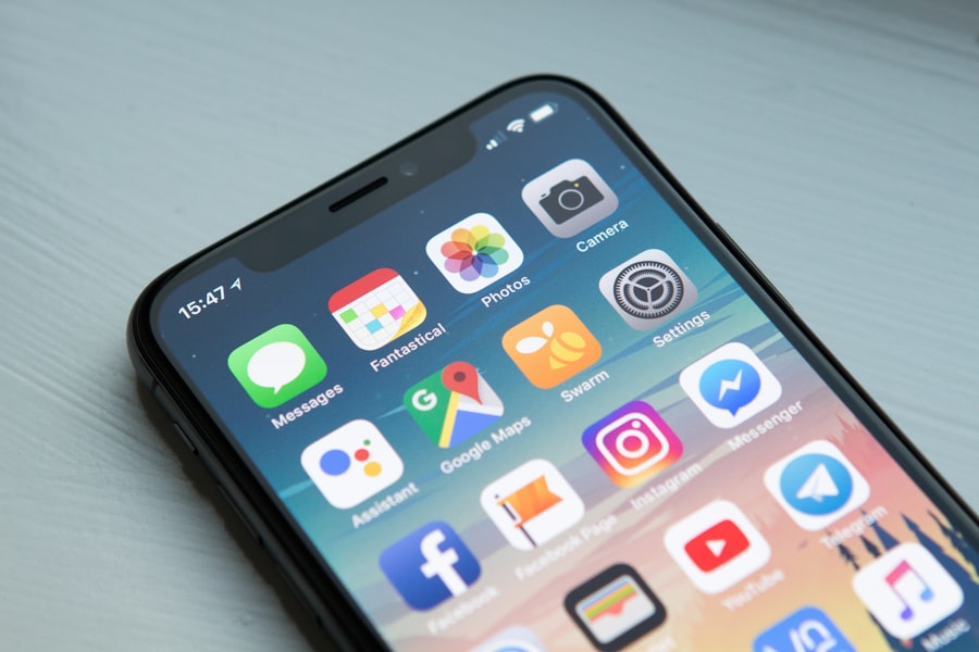 Smartphone mit App-Übersicht
