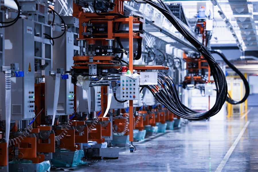 Automatisierte Fertigungsstraße in der Kunststoffproduktion
